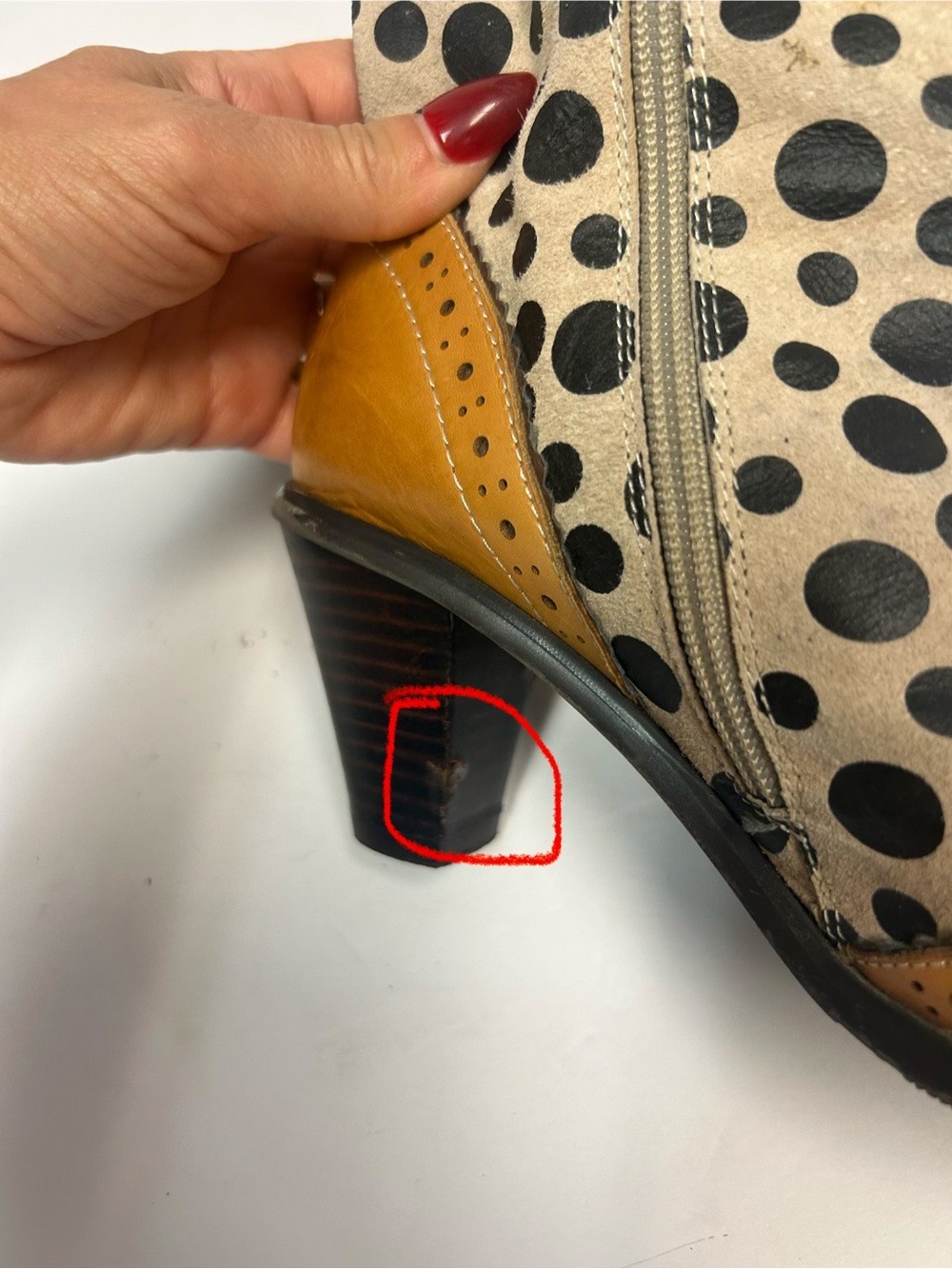 L'Artiste Spring Step Boots Perignon Wing-tip Polka Dot Leather Artsy 39 US 8.5 - Picture 9 of 15
